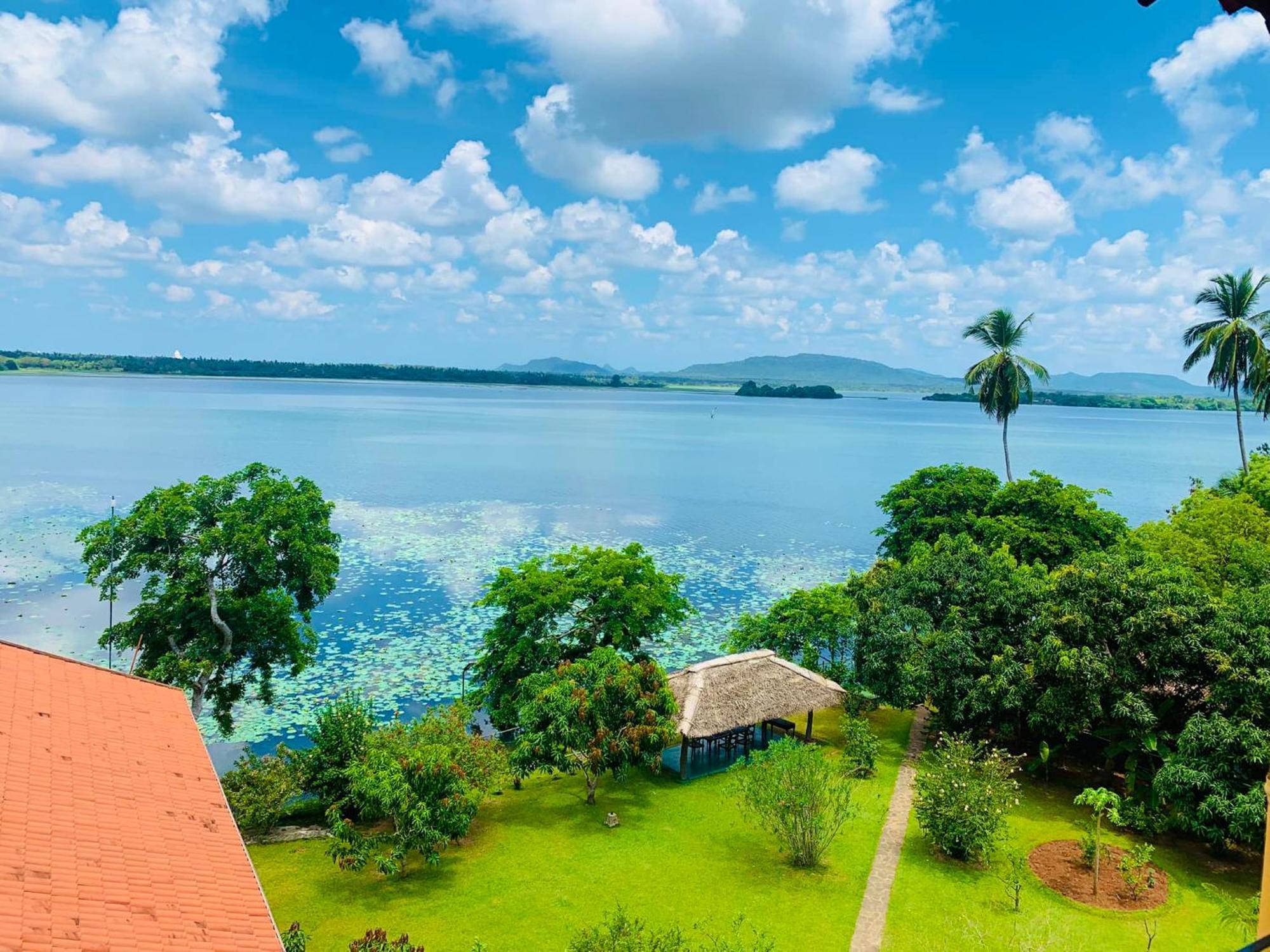 Thaulle Ayurveda Resort - Yala Tissamaharama Ngoại thất bức ảnh